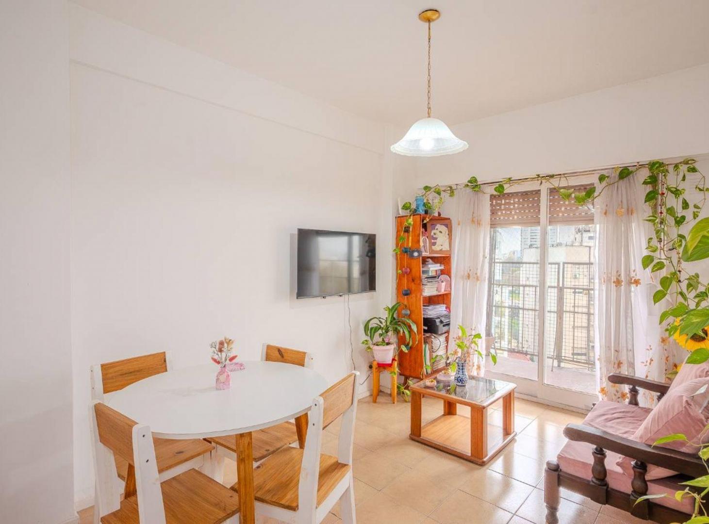 VENTA DEPTO 2AMB CABALLITO - con balcón