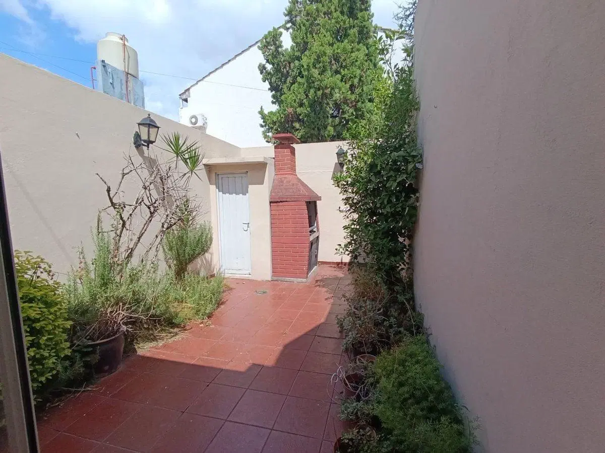 VENTA CASA PH 2 1/2 AMB UNA SOLA PLANTA R. MEJIA 5