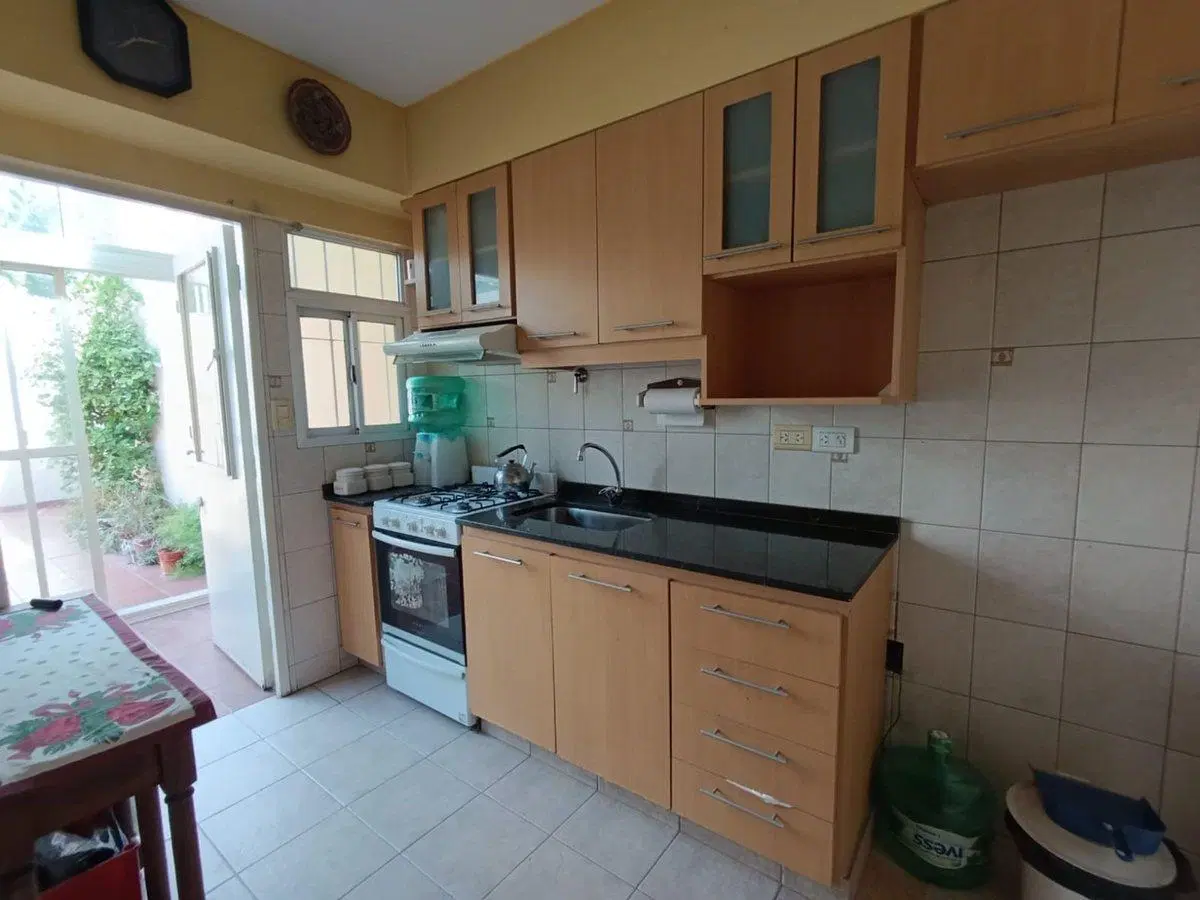 VENTA CASA PH 2 1/2 AMB UNA SOLA PLANTA R. MEJIA 2