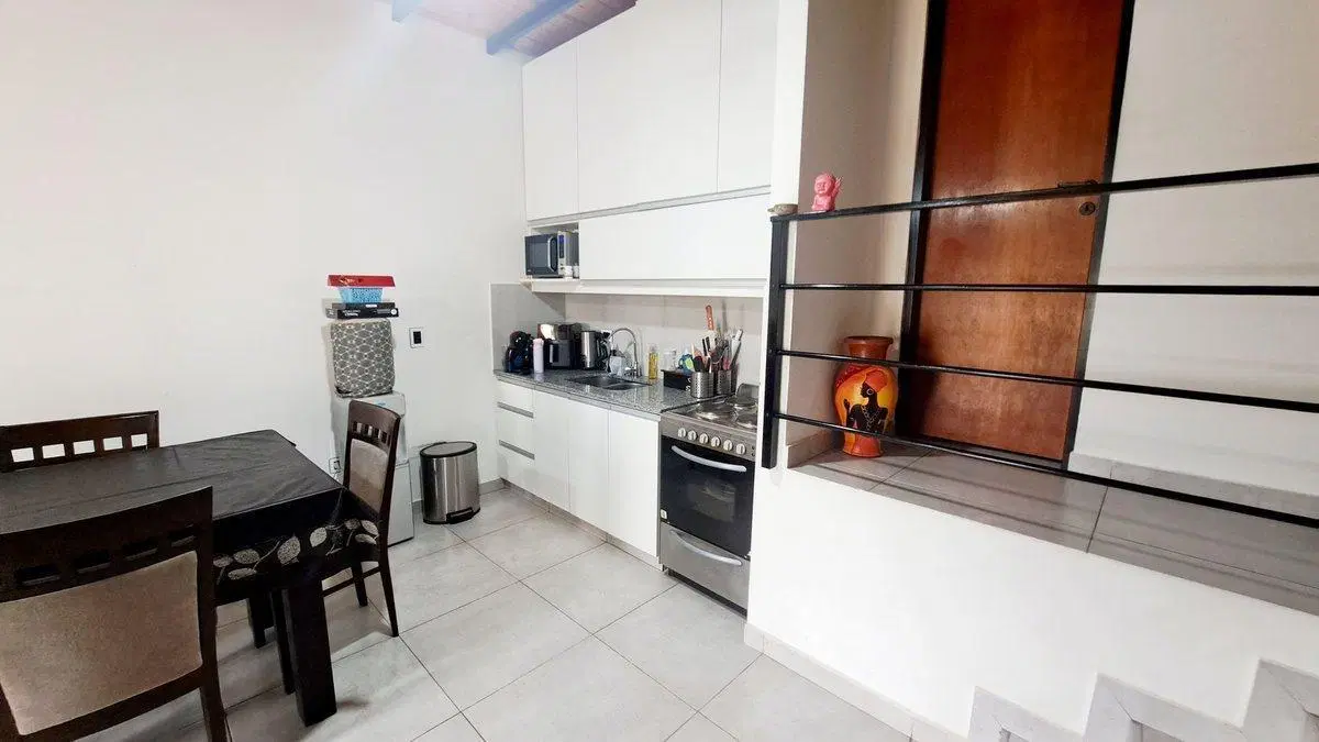 VENTA DPTO 3 AMB, BALCÓN, LAVADERO, REM.SAN MARTIN 5