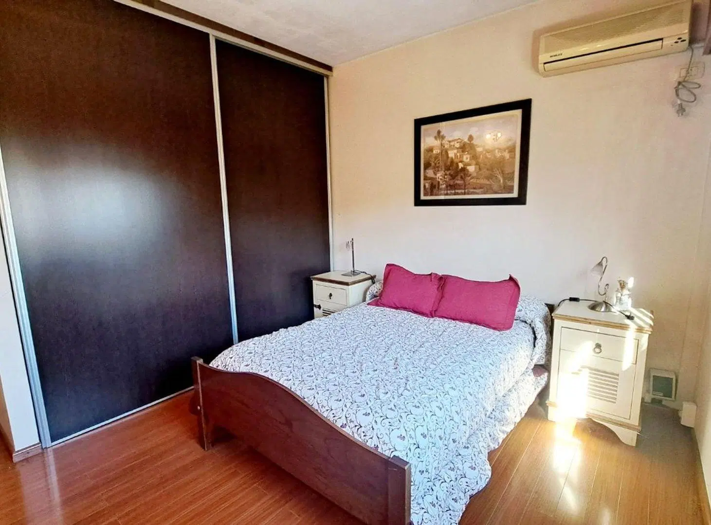 VENTA CASA 6 AMB MULTIFAMILIAR, GARAGE, V. BOSCH 5