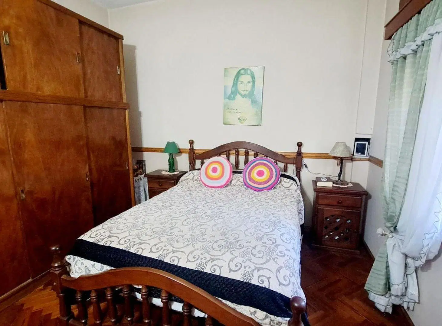 VENTA CASA 6 AMB MULTIFAMILIAR, GARAGE, V. BOSCH 4