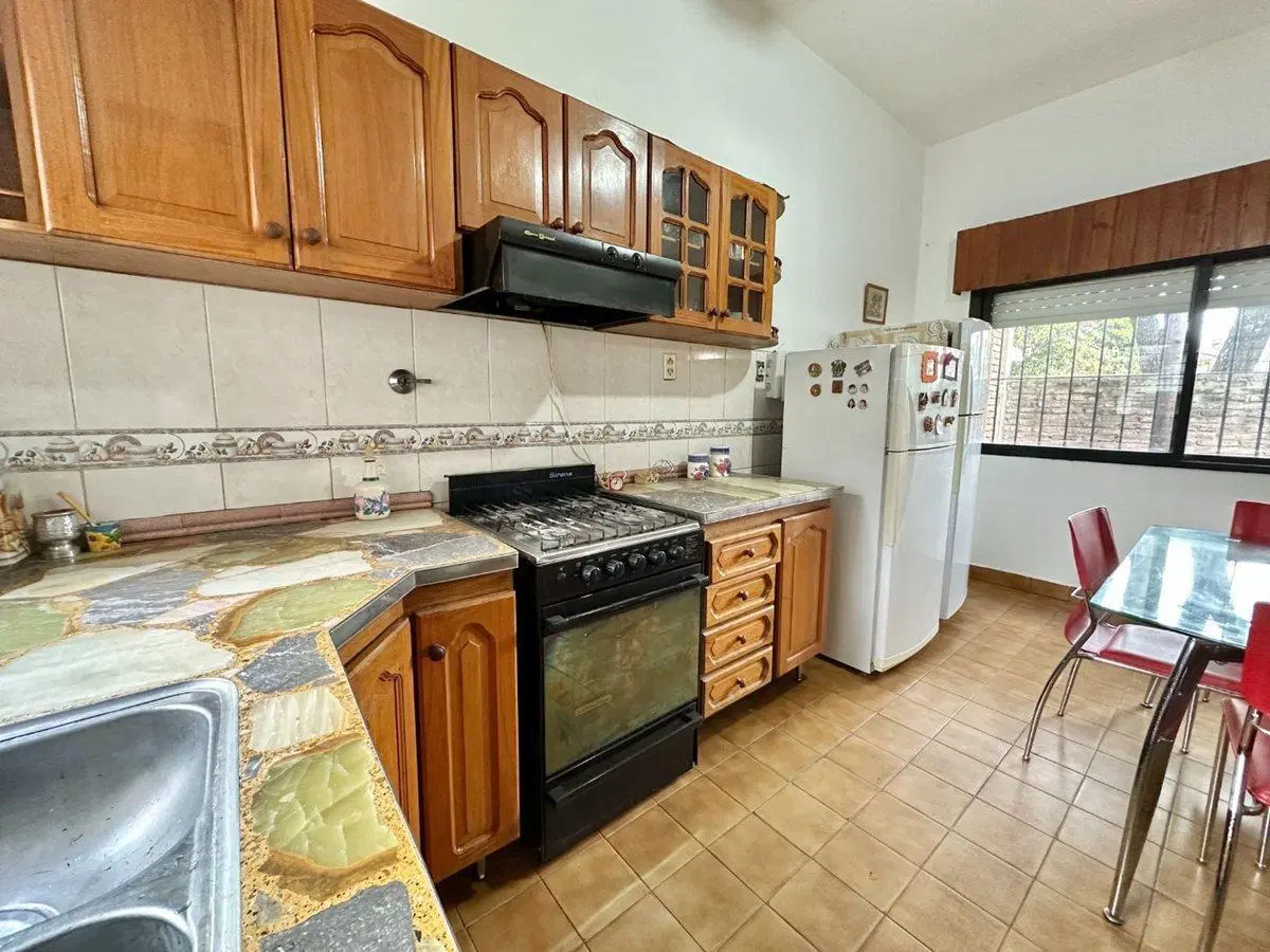VENTA CASA 3AMB+LOCAL VILLA TESEI/ APTO CREDITO 3