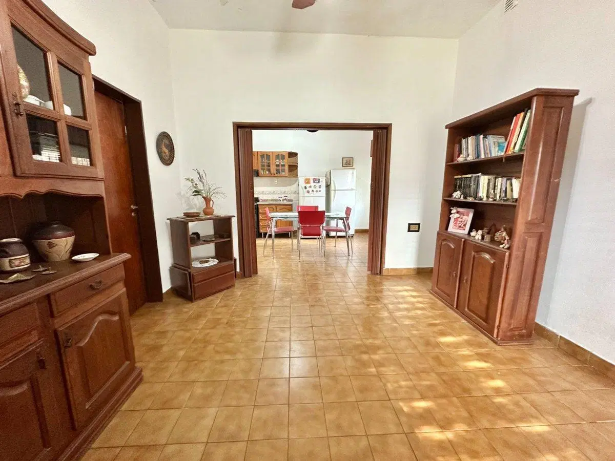 VENTA CASA 3AMB+LOCAL VILLA TESEI/ APTO CREDITO 2