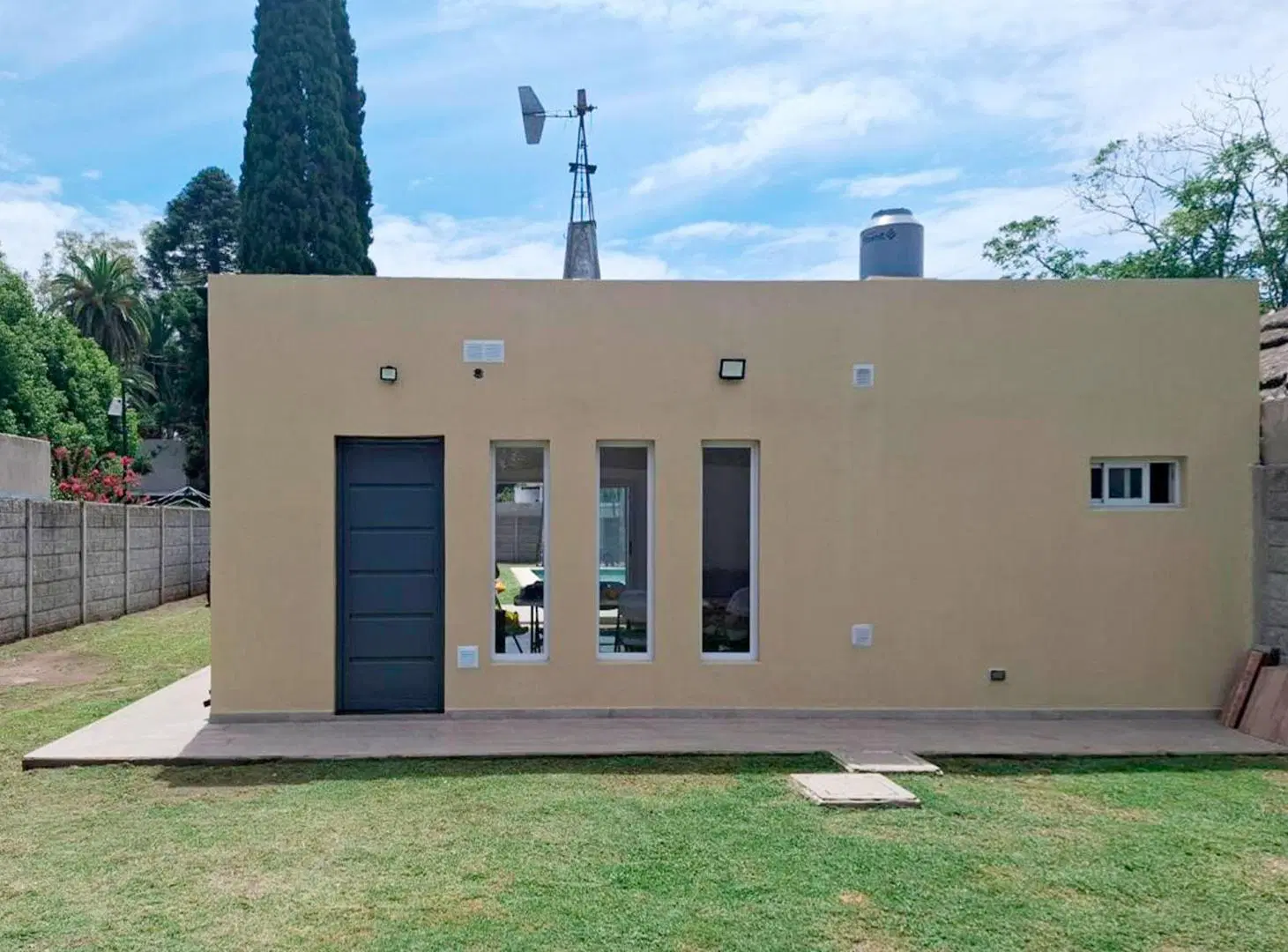 VENTA CASA TIPO LOFT LA REJA CON PILETA- IMPECABLE 2