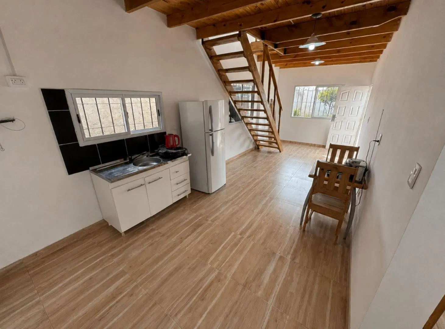 CASA 4 AMBIENTES EN VENTA LIBERTAD MERLO HELVECIA 4