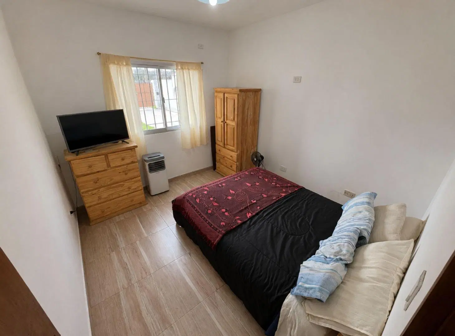 CASA 4 AMBIENTES EN VENTA LIBERTAD MERLO HELVECIA 3