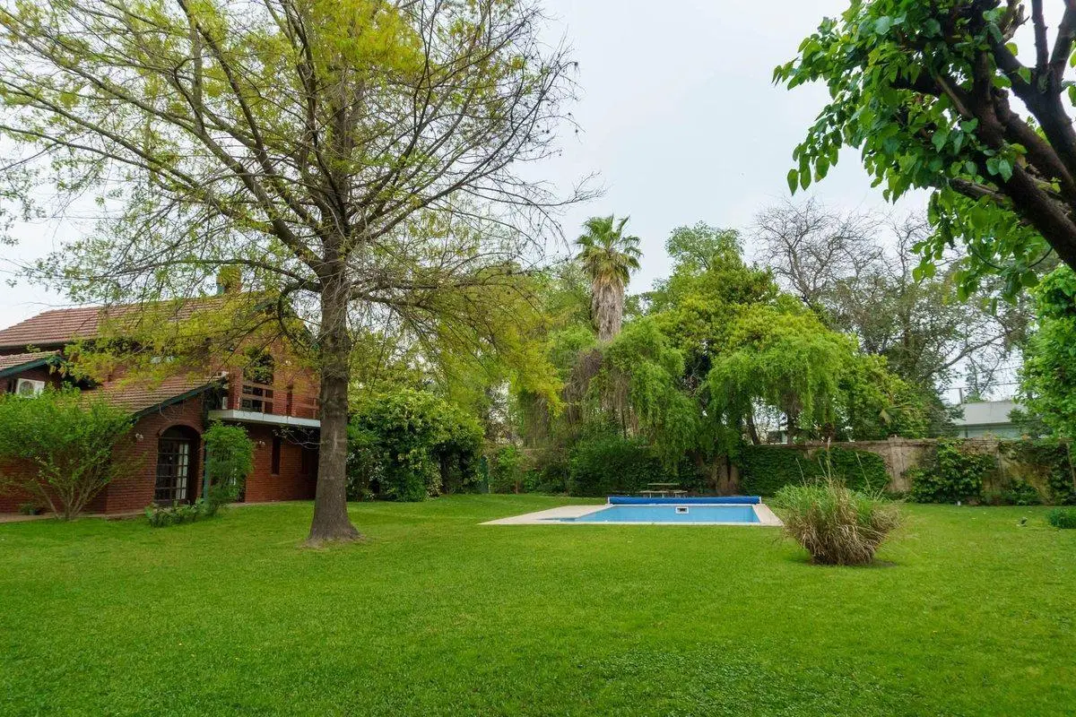 VENTA CASA PARQUE LELOIR-FRENTE CASCO-APTO CREDITO 3