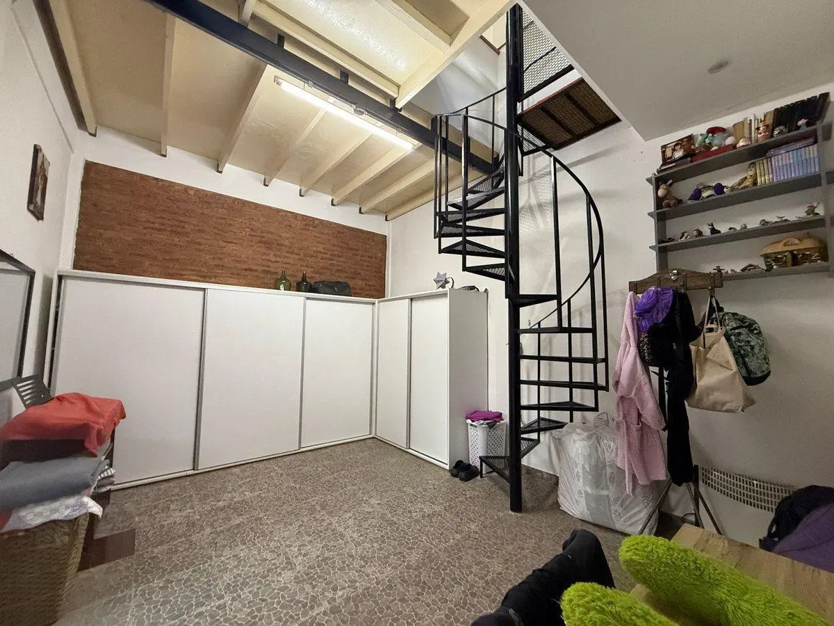 Venta casa 3 amb. William Morris cochera quincho 4