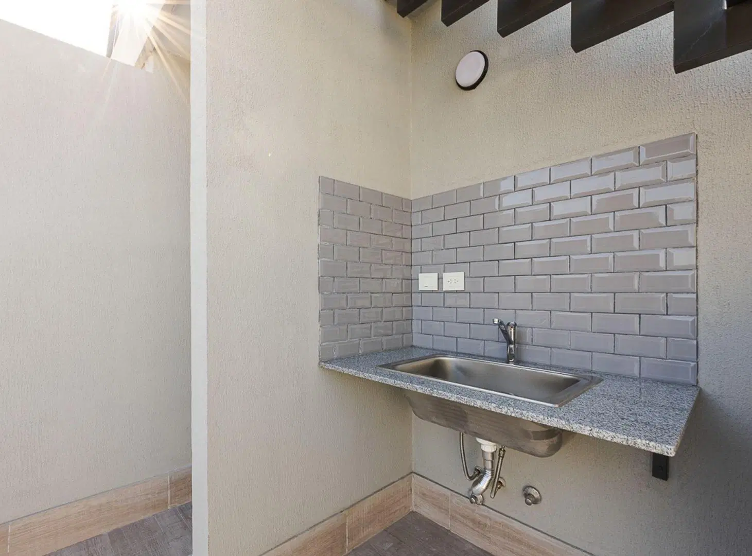Depto 2 ambientes en duplex con Cochera y Terraza 4