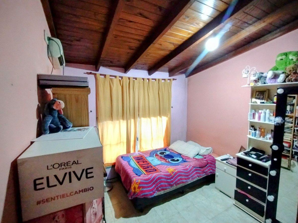 VENTA Casa 3 Amb Merlo Lote