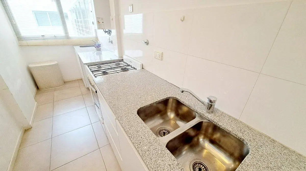 VENTA DPTO 2 AMB, COCHERA, BALCÓN, VICTORIA 5