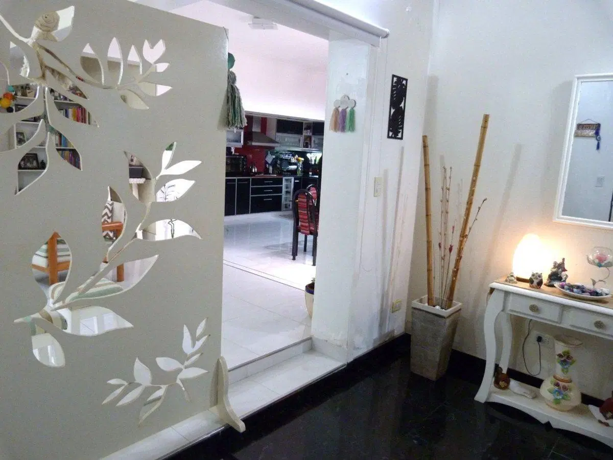 VENTA CASA 4 AMBIENTES AMPLIA Y FUNCIONAL 5