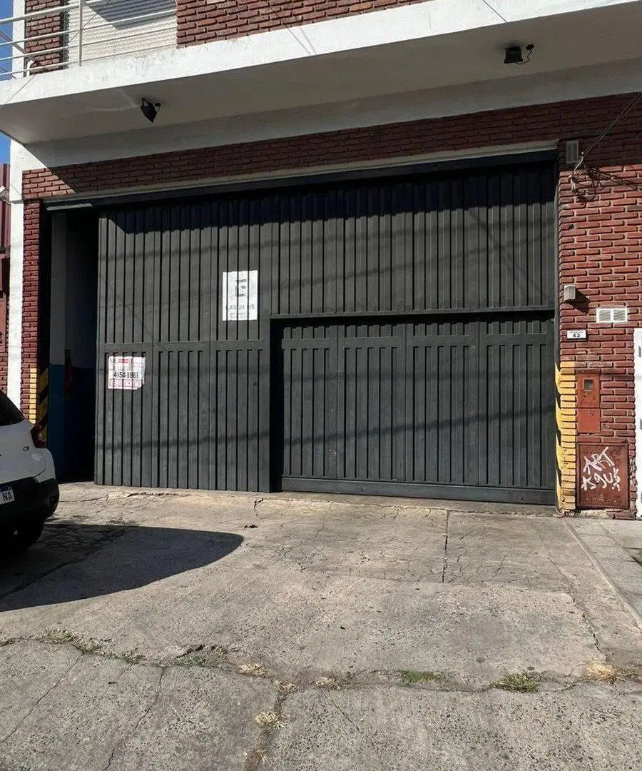 Venta 1 Espacio guardacoche cubierto. Ramos Mejía 3