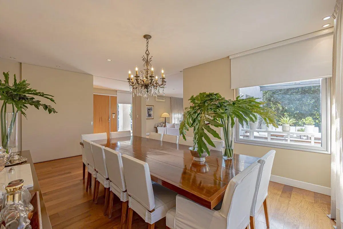 Venta hermosa casa de 6 Amb - Los Pingüinos 5