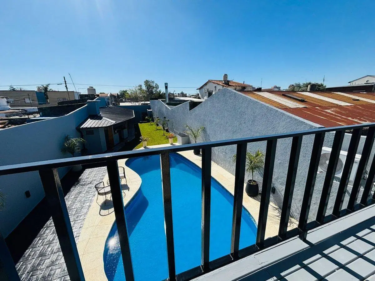 Venta casa 5 amb - quincho y pileta - San Fernando 2