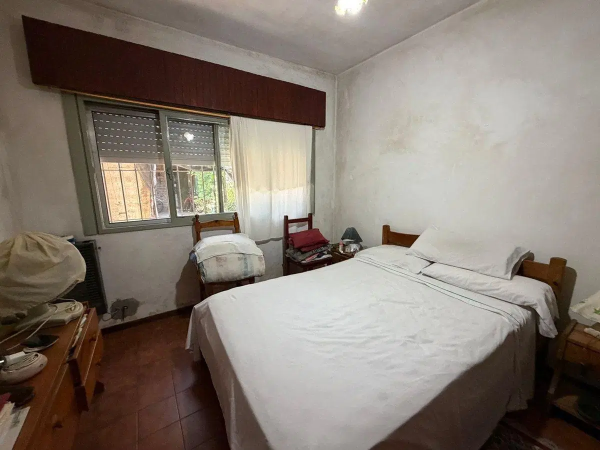 VENTA CASA 3 AMBIENTES CASTELAR SUR - APTA CRÉDITO 3