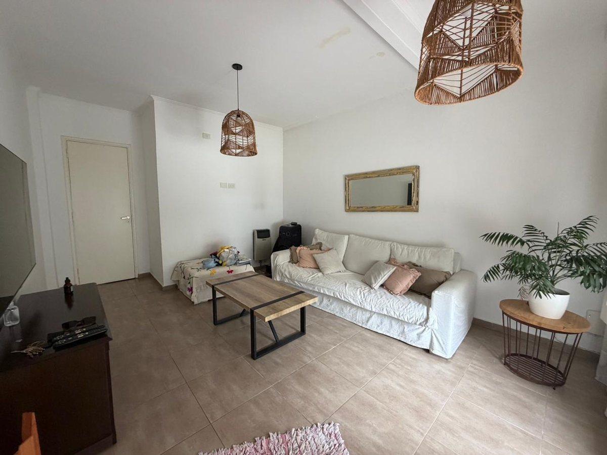 VENTA CASA 4 AMBIENTES ITUZAINGÓ CON PILETA