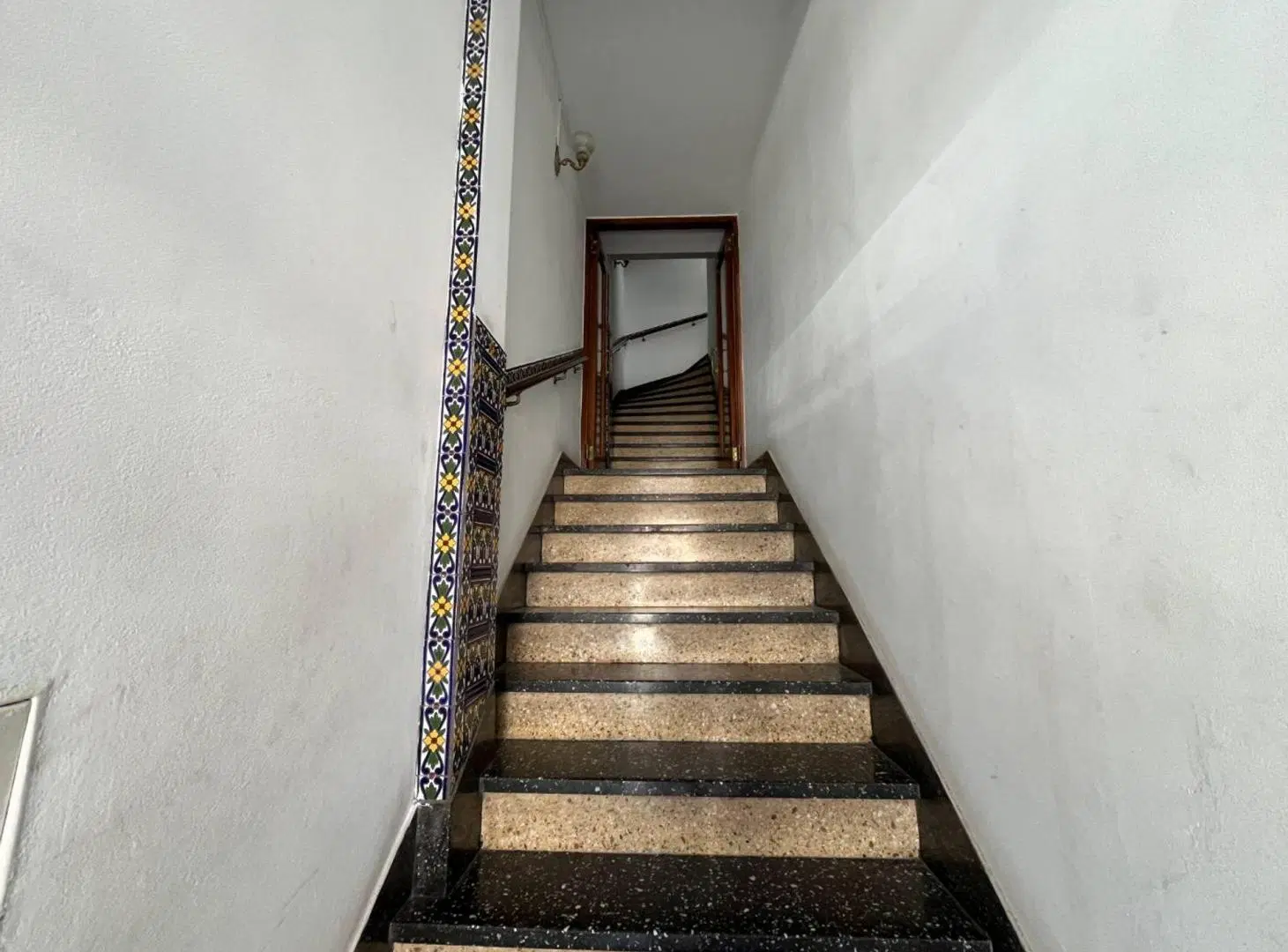 VENTA LOTE CON LOCAL + 2 DEPTOS EN BLOQUE LINIERS 3