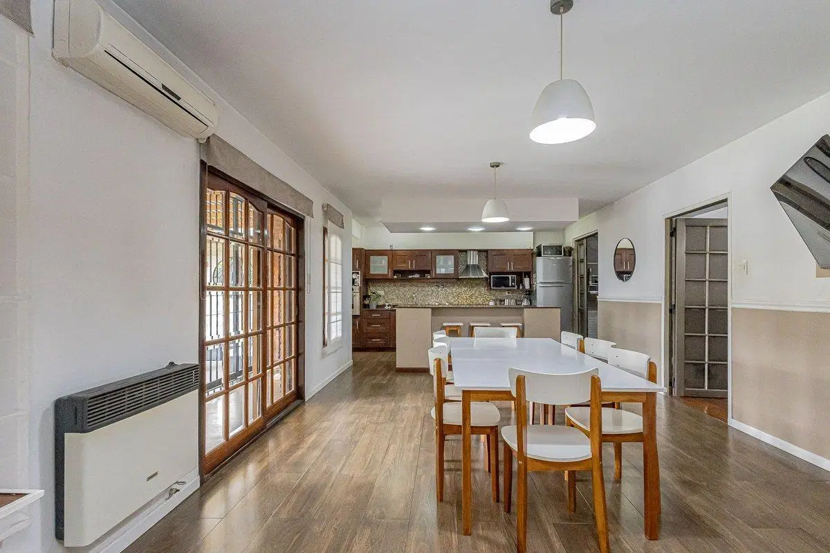 CASA 5 AMB CON PARQUE Y PILETA MERLO APTO CREDITO 3