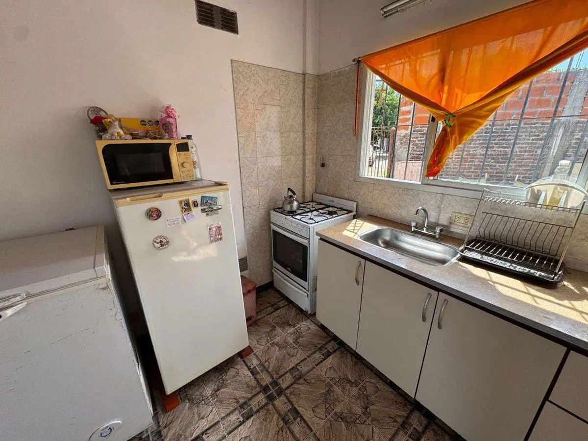 VENTA CASA 3 AMBIENTES EN RAFAEL CASTILLO 4