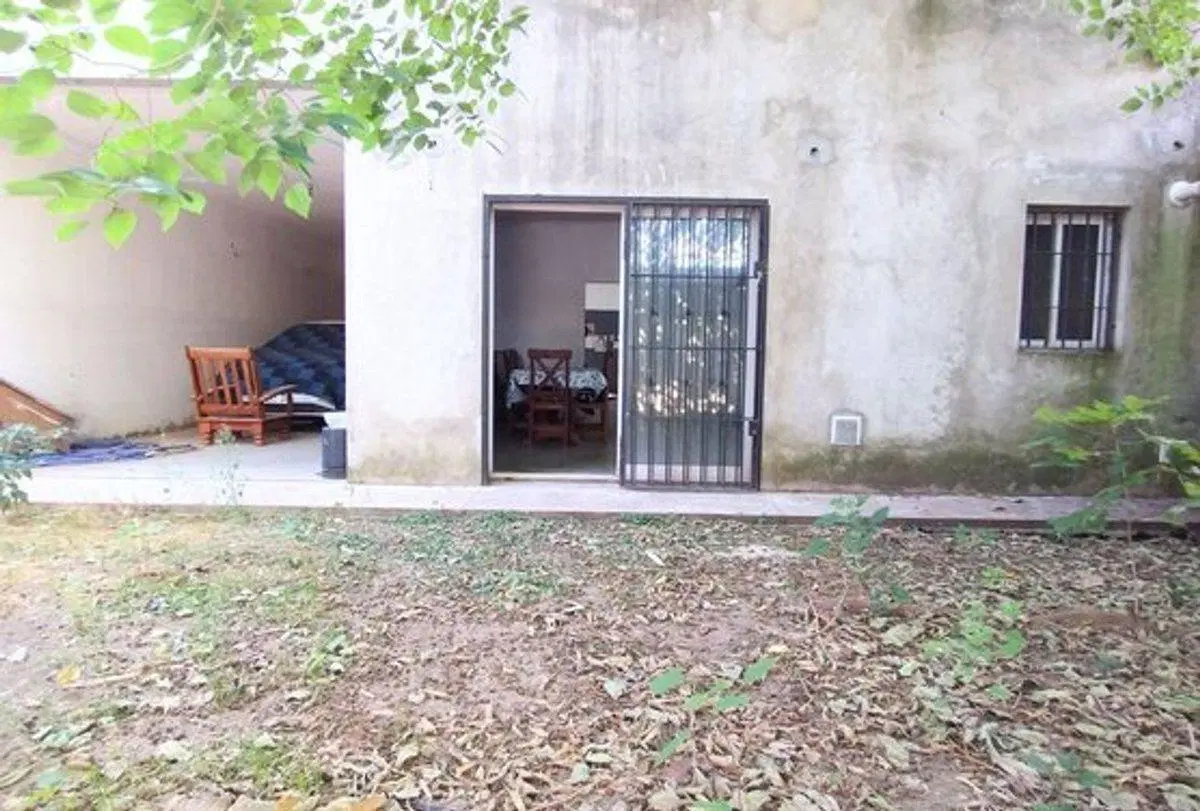 Venta CASA  ITUZAINGÓ 5 AMBIENTES COCHERA 5
