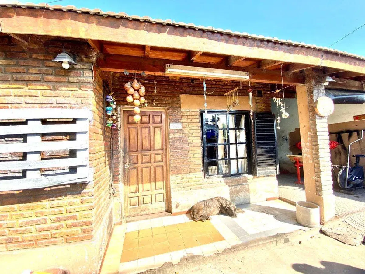 Venta Casa 3 amb más depto Ituzaingo-a Refaccionar 2
