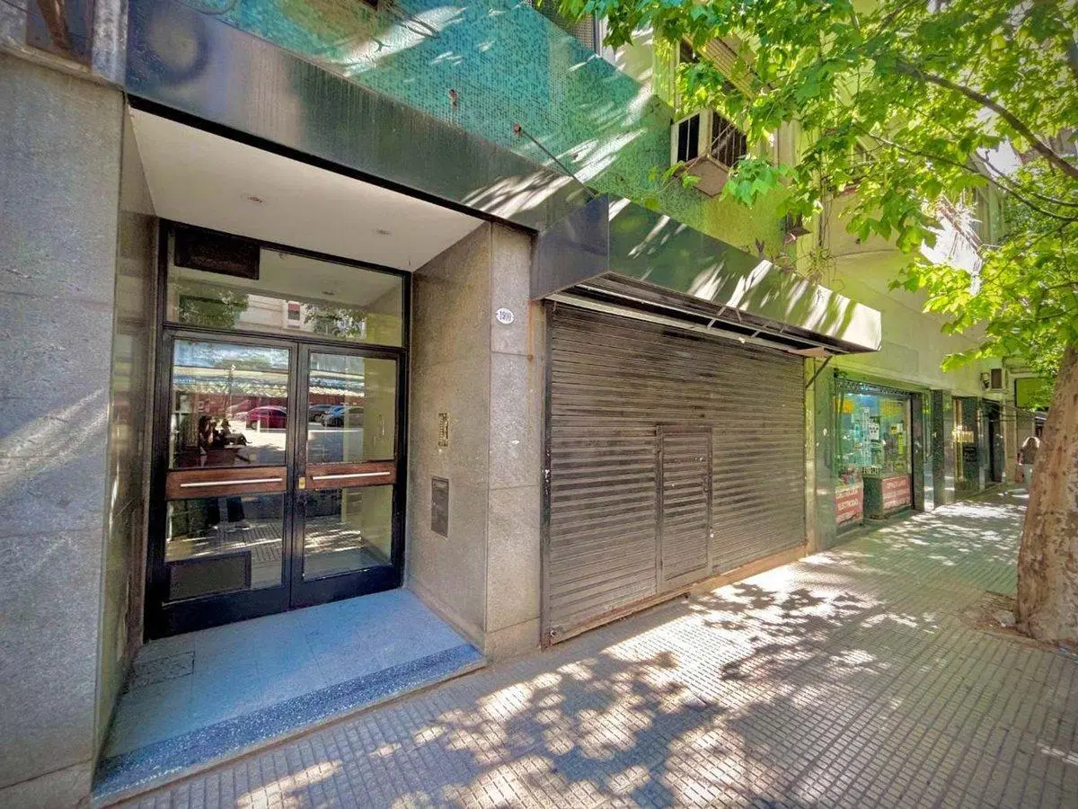 VENTA DEPTO 2 AMB RECICLADO MONSERRAT 6TOAL FRENTE 5