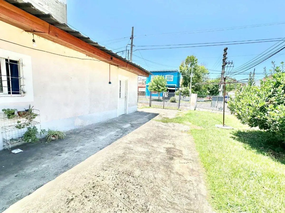 VENTA CASA 3 AMB + 2 AMB- A RECICLAR  - W. MORRIS 2