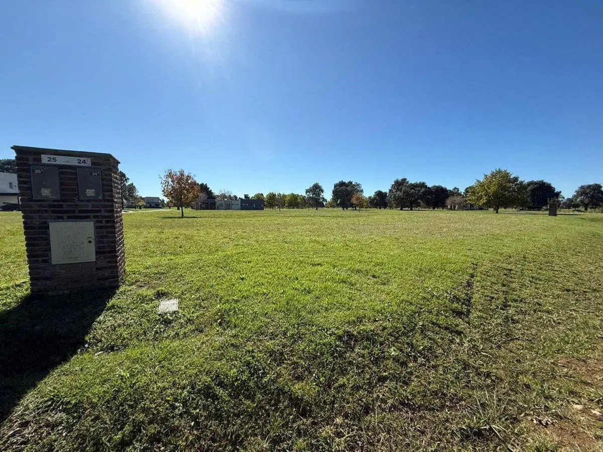 VENTA LOTE 1072m² BARRIO MIRABOSQUES CARDALES 3
