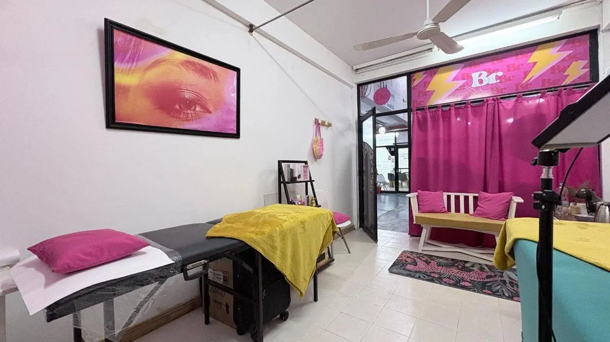 Venta local en Galeria Haedo centro 2