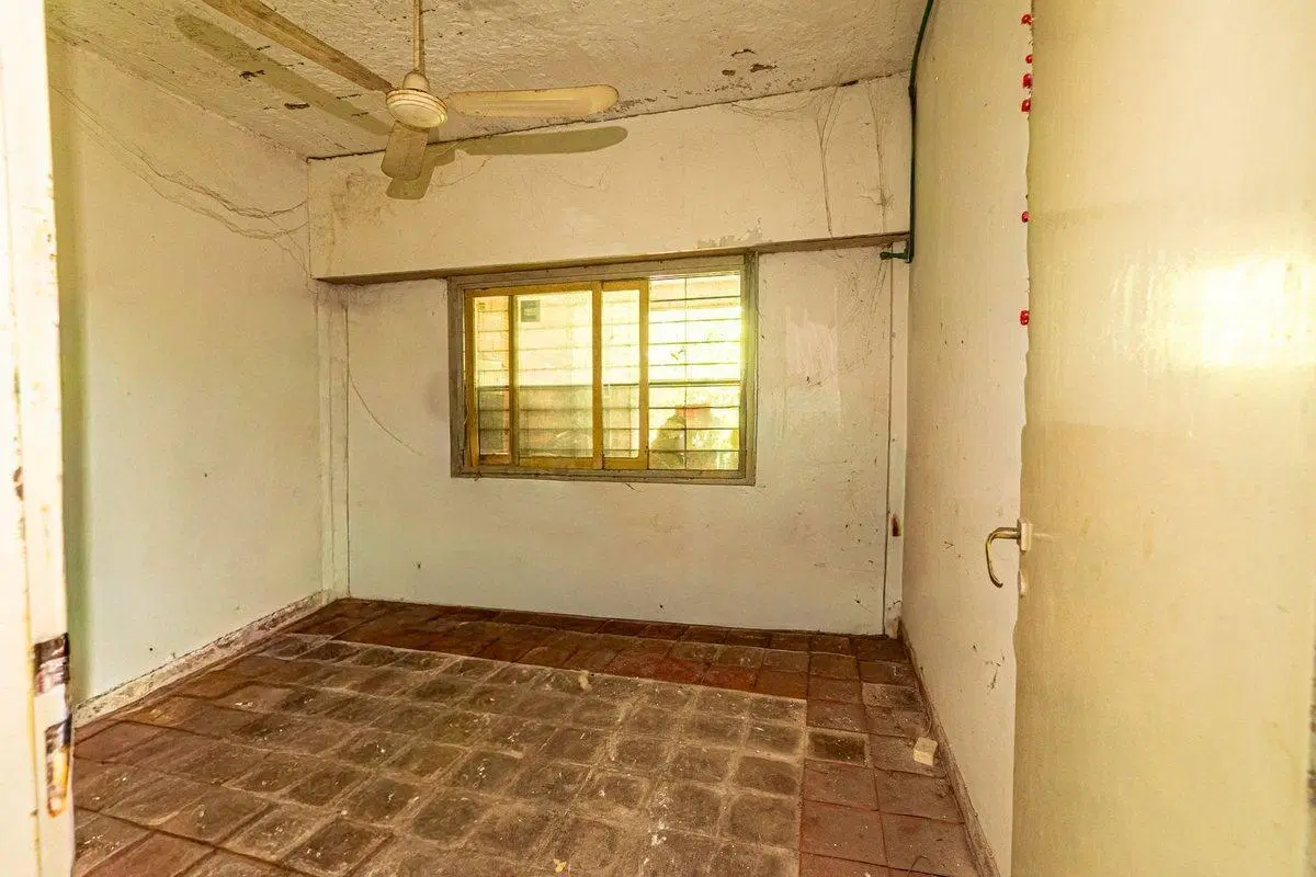 VENTA PROPIEDAD 4 AMB ZONA ITUZAINGO A REFACCIONAR 4