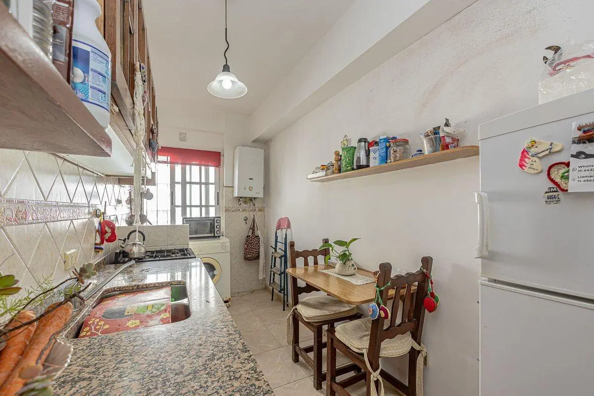 Venta dpto 2 amb- con Balcón al Frente Ramos Mejía 2