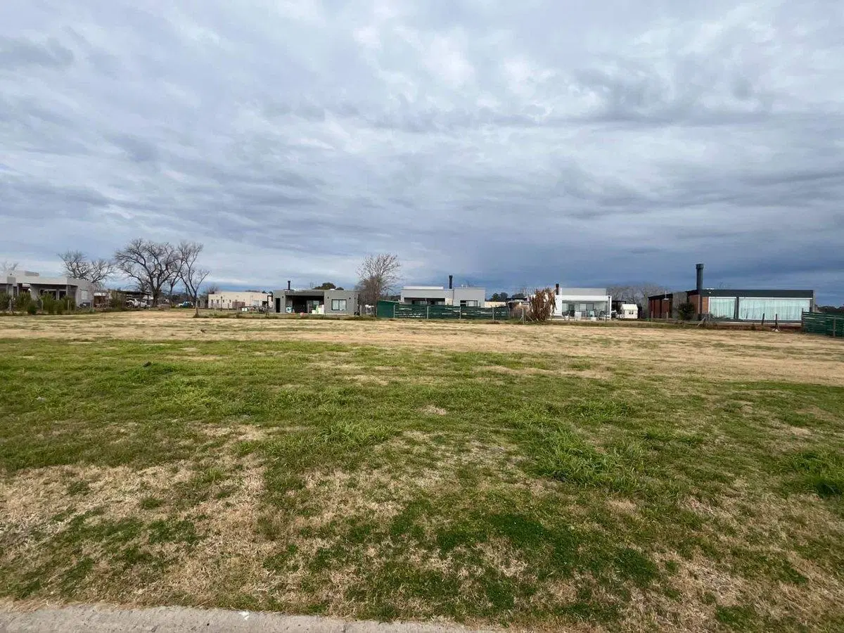 VENTA LOTE EN BARRIO CERRADO SAN SEBASTIAN - PILAR 5