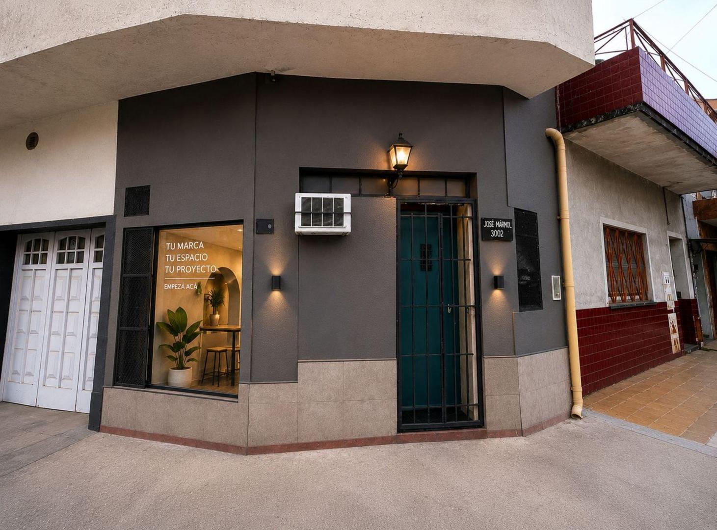 VENTA PH MONOAMBIENTE CASEROS