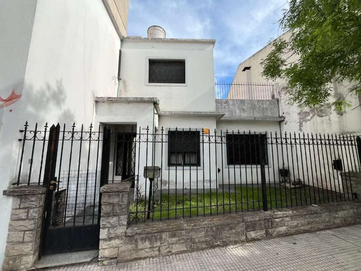 VENTA CASA 5 AMBIENTES PARQUE PILETA RAMOS MEJIA 2