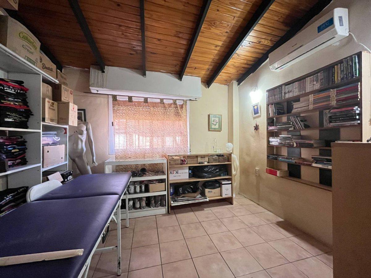 Foto de Venta Casa 6 ambientes cochera Rafael Castillo, imagen 3
