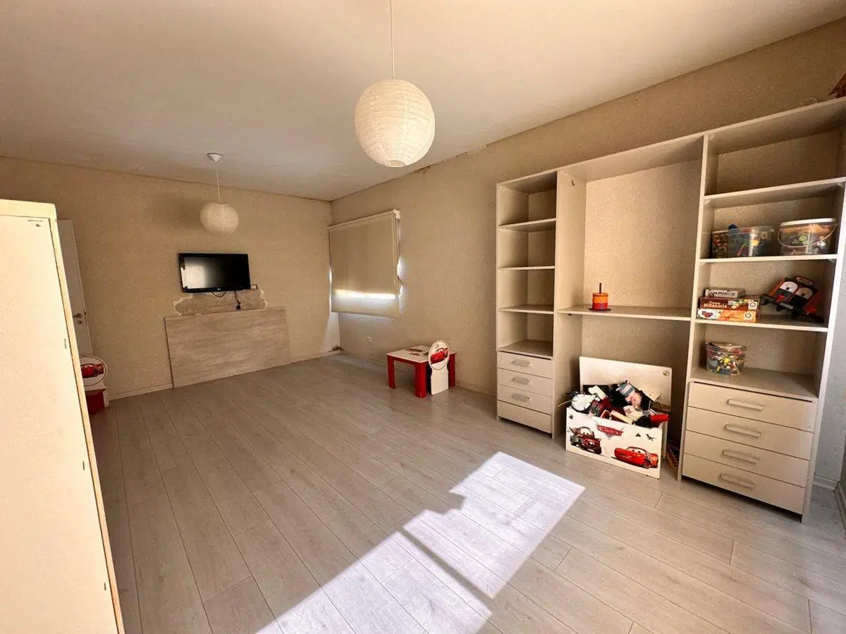 Venta casa multifamiliar -5 amb- Lomas del Mirador 3