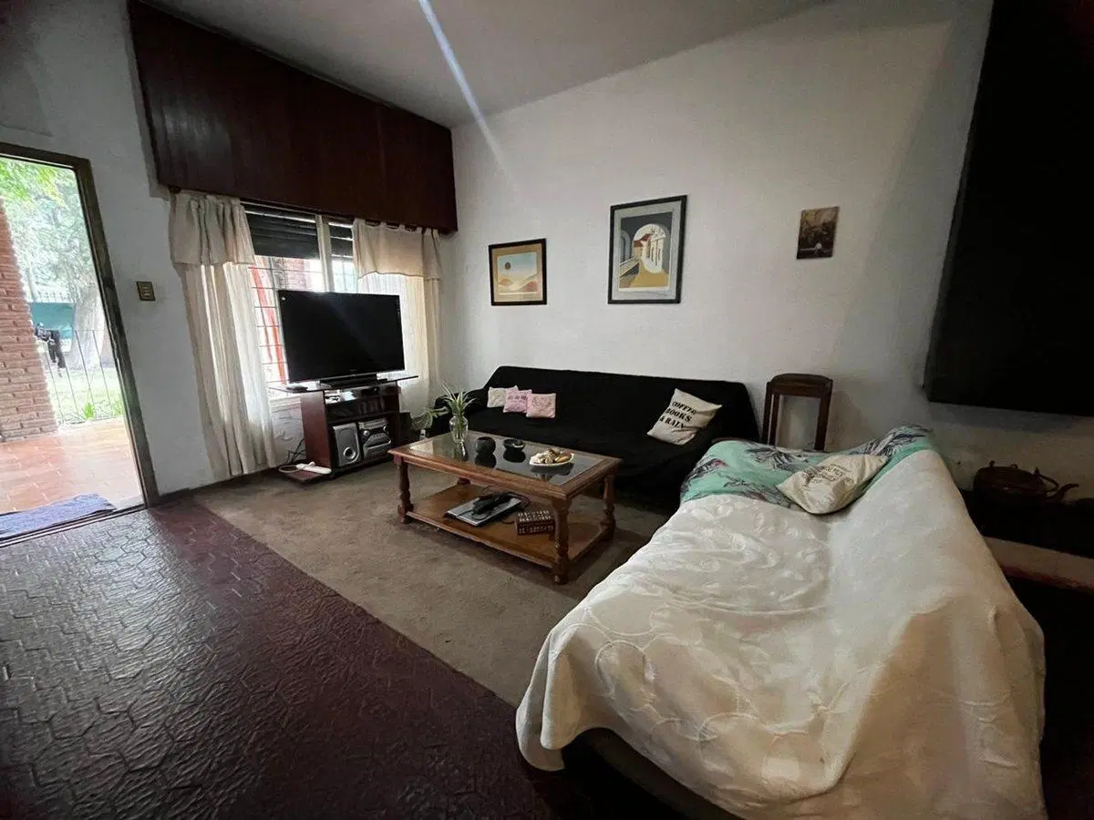 Venta Chalet Hurlingham - Excelente . Nuevo Valor 3