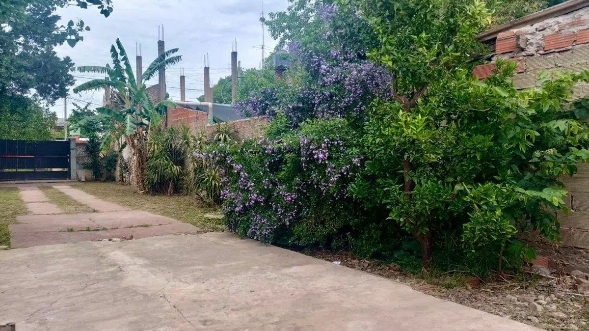 VENTA CASA - JARDIN - 620M2 5
