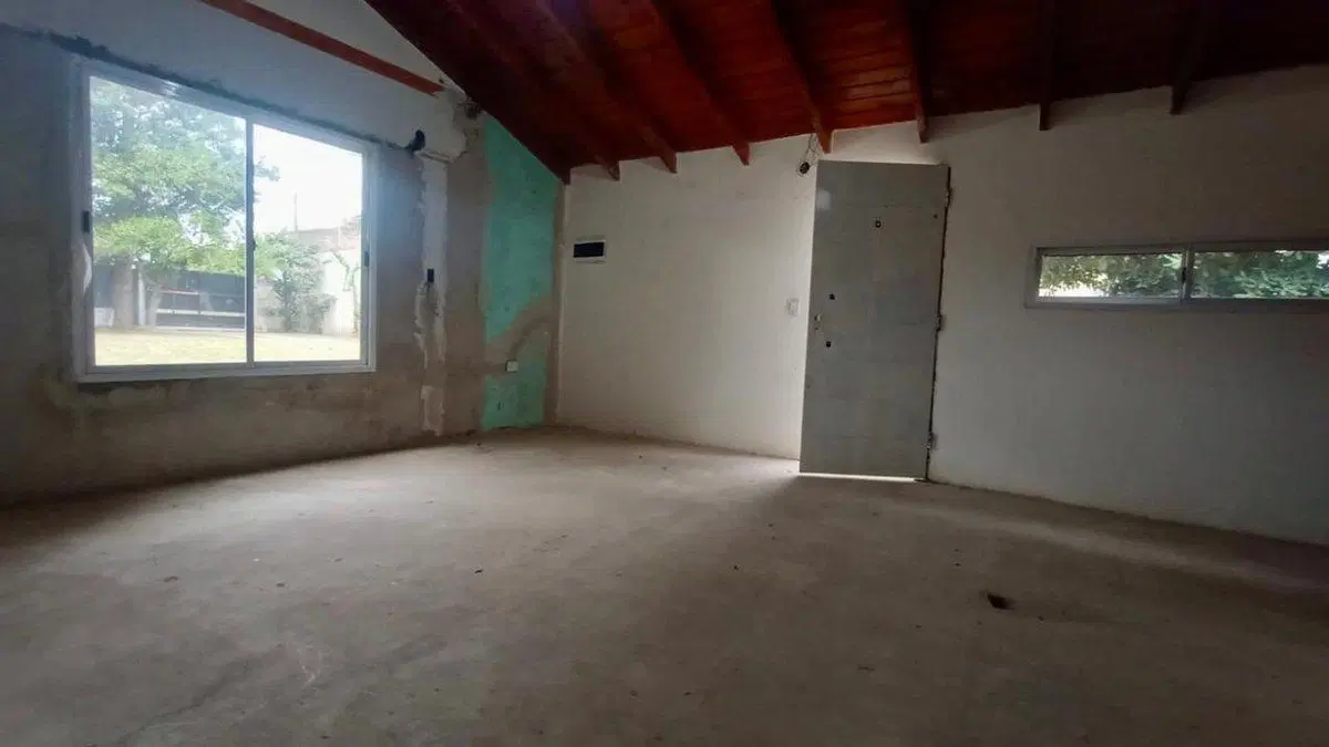 VENTA CASA - JARDIN - 620M2 3