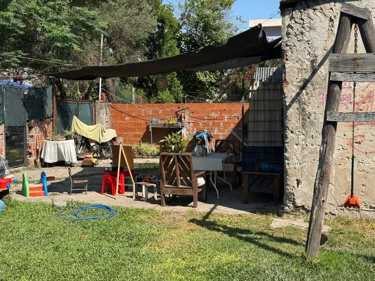 CASA EN VENTA 3 AMB EN RICARDO ROJAS 2