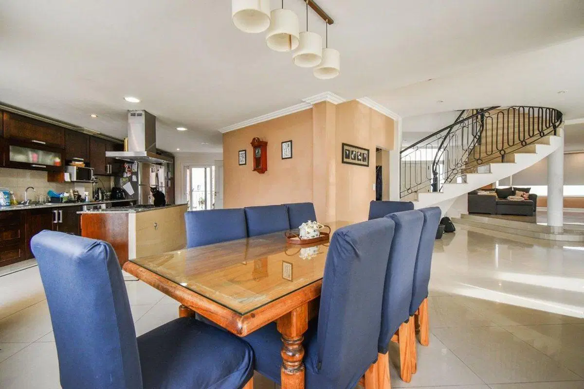 Venta Casa zona residencial de Haedo 8