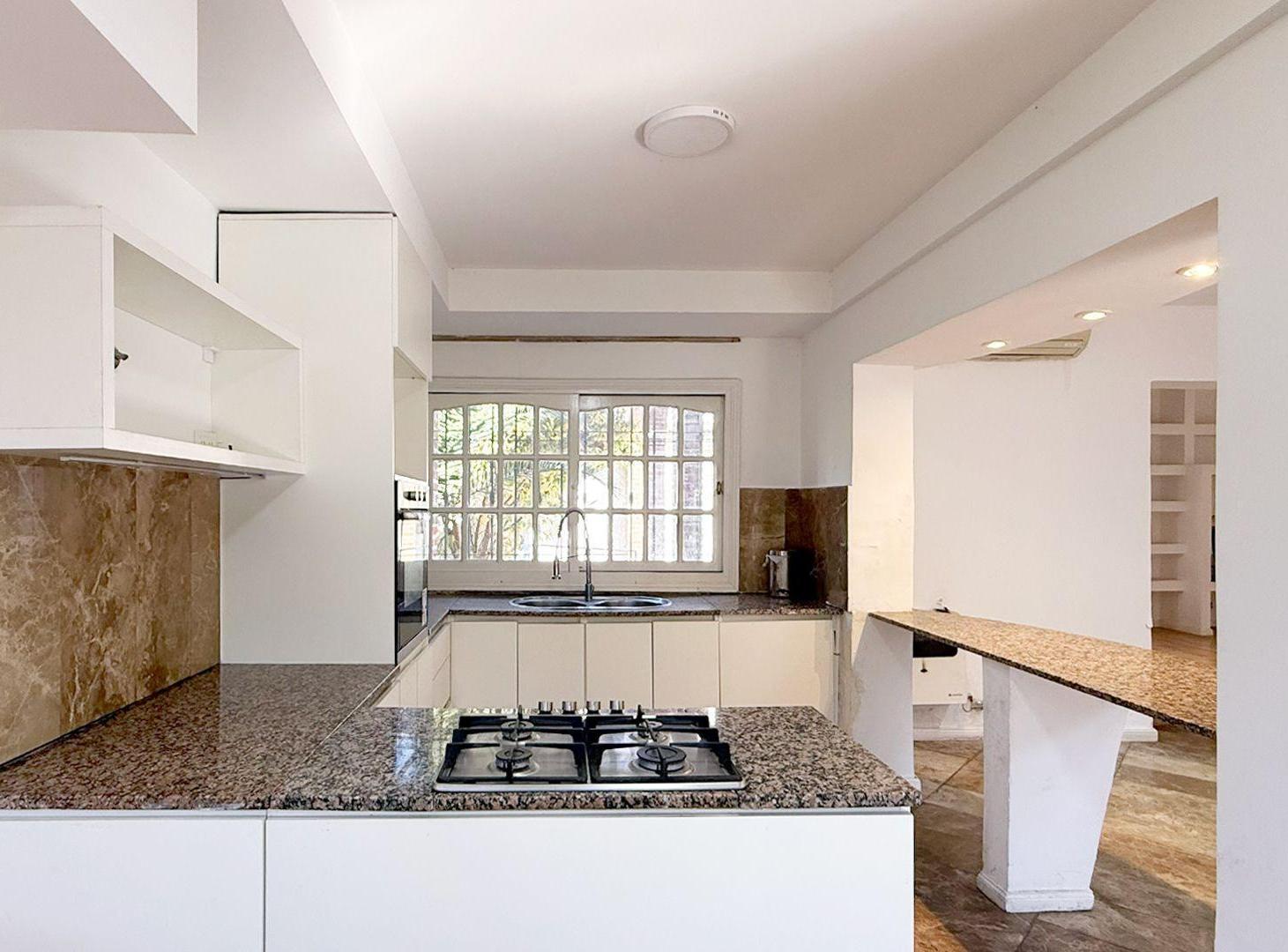 Foto de VENTA CASA 5 AMB HAEDO PILETA/QUINCHO PARQUE, imagen 3