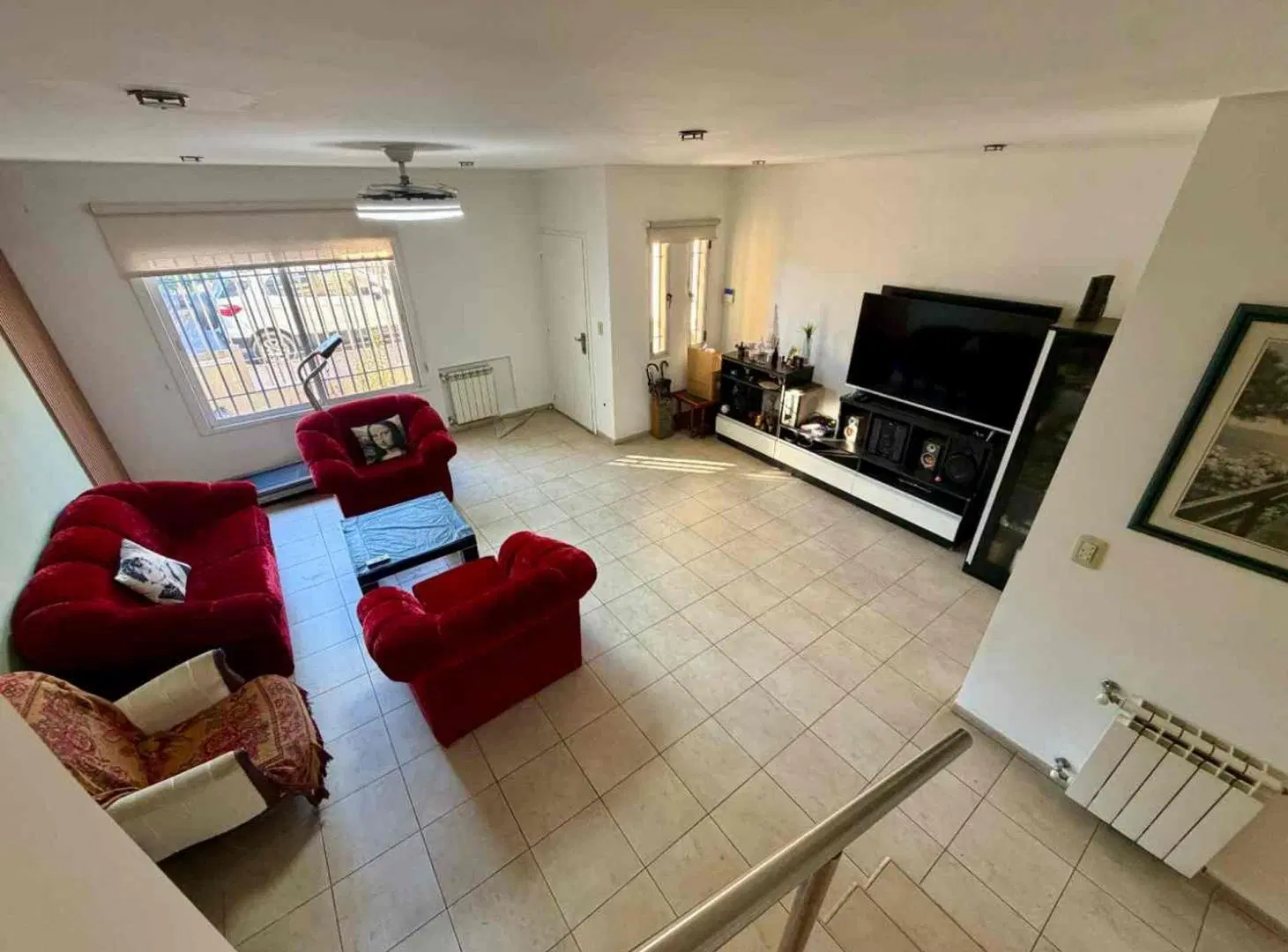 VENTA CASA 4 AMBIENTES c/COCHERA - PARQUE- QUINCHO 2