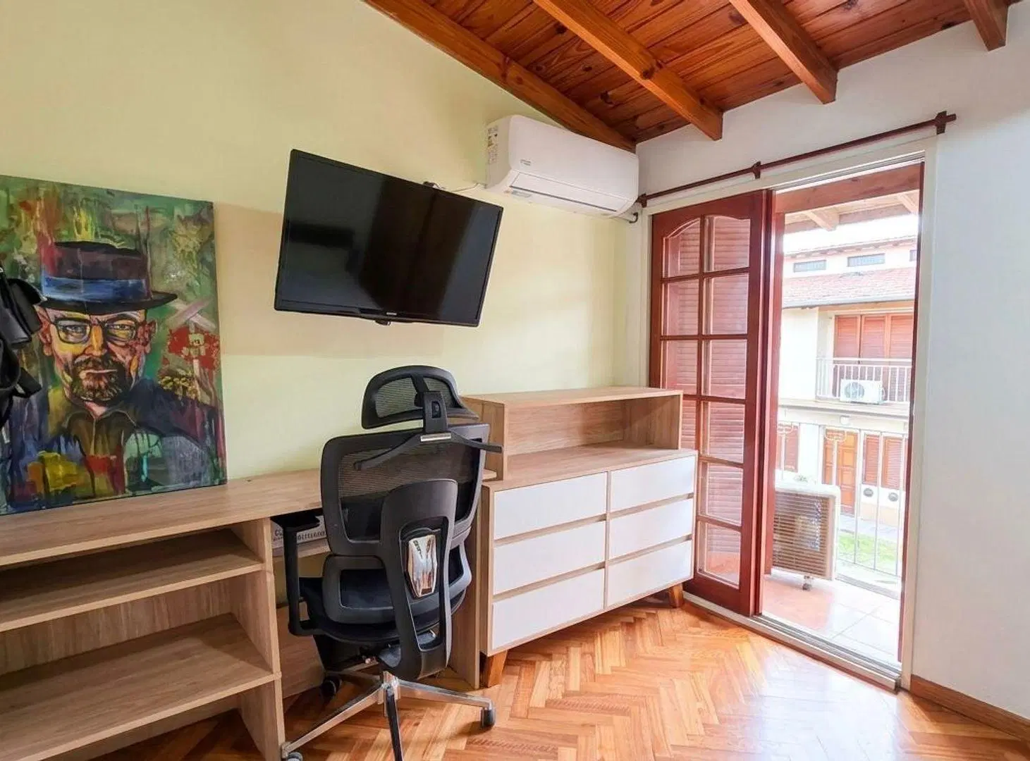 VENTA DÚPLEX 3 AMB C/PATIO Y COCH M. CORONADO 5