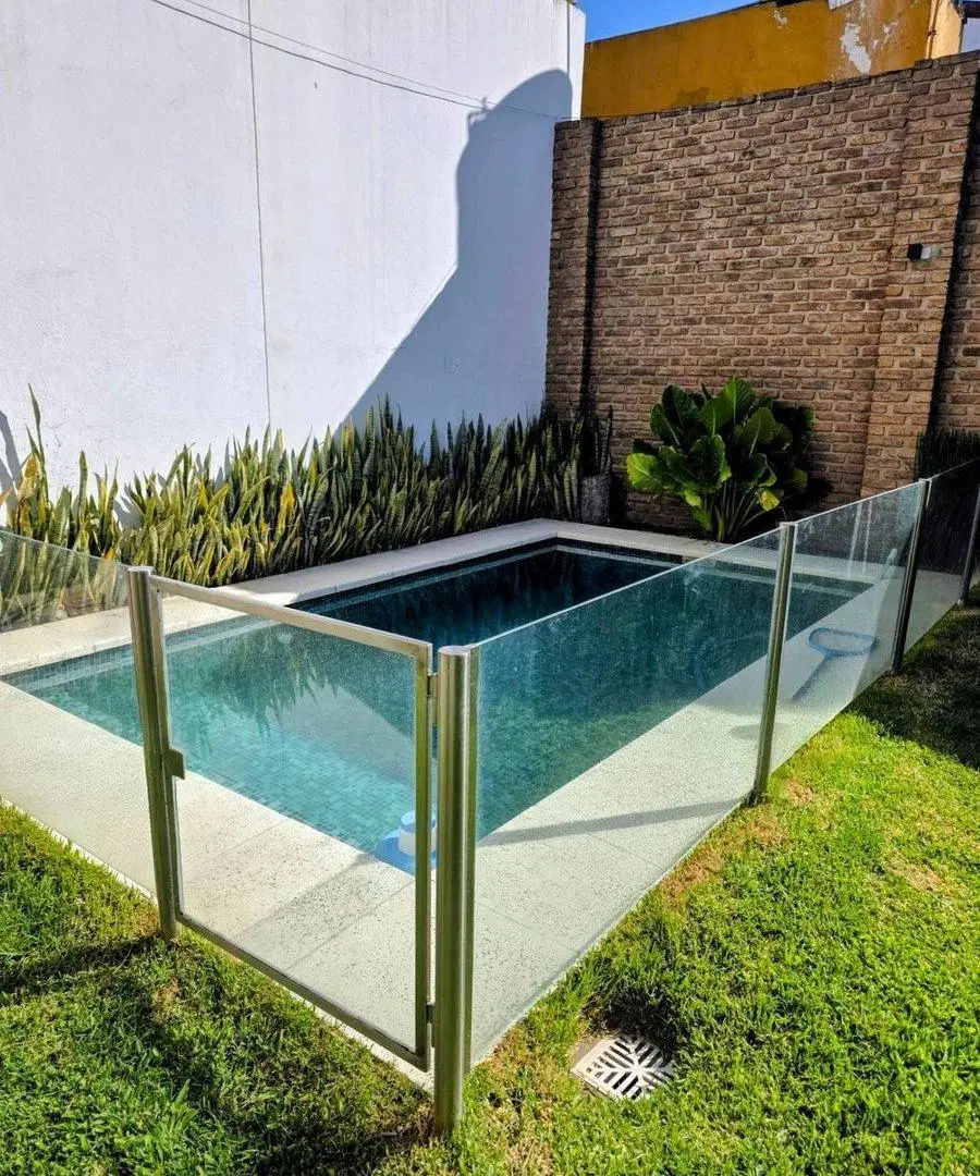 VENTA CASA 4 AMBIENTES con parque y pileta - Ramos 5