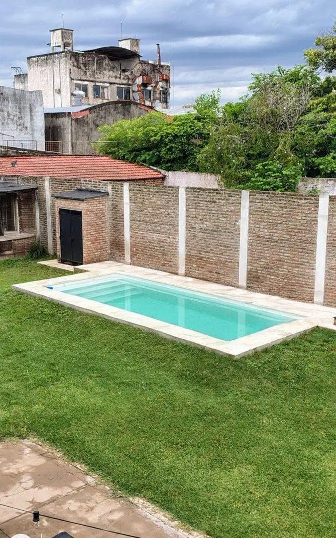VENTA CASA 6 AMBIENTES CASEROS IDEAL MULTIFAMILIAR 2