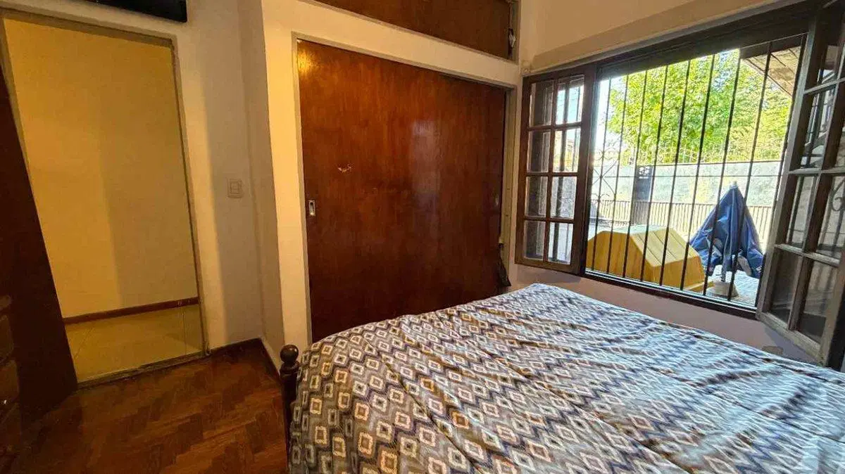 VENTA CASA MULTIFAMILIAR 4 AMB. C/PILETA Y QUINCHO 8