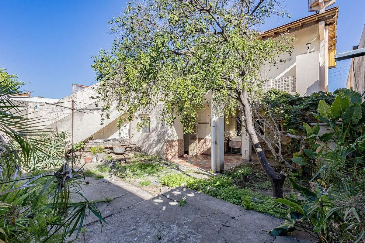 VENTA CASA 5 AMBIENTES EN MORON NORTE 3